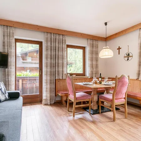 Zellner 1 アパート *